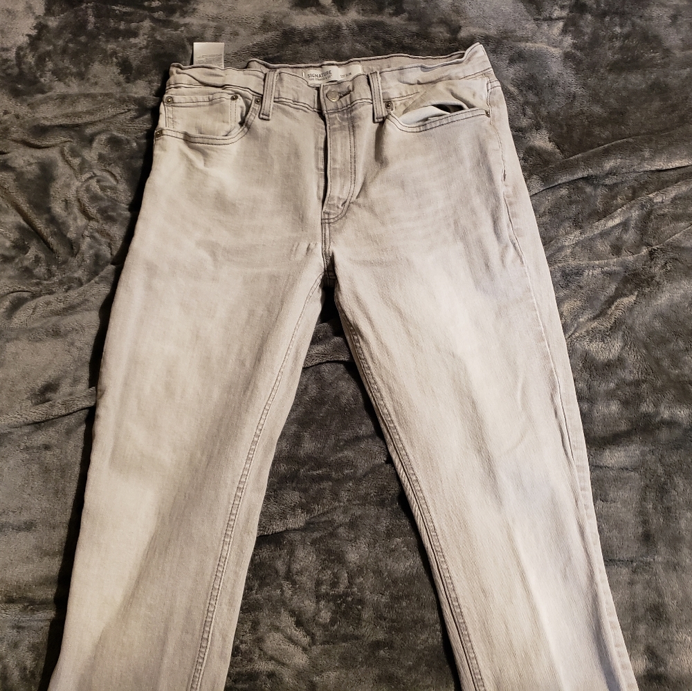Levi's Signature Ash White Jeans